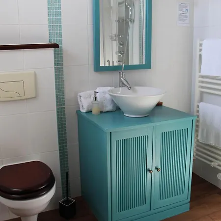 La Marmotte A Queue Plate Bed & Breakfast *