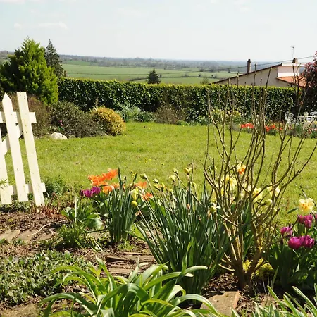 La Marmotte A Queue Plate Bed & Breakfast *