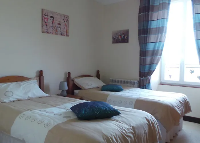 La Marmotte A Queue Plate * Le Beugnon